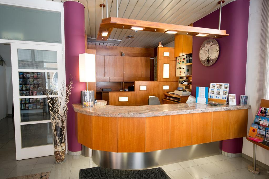 Hotel Placa Сан Фелиу де Гиксолс Екстериор снимка